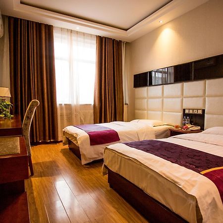 Zhangye Hotel Exterior photo